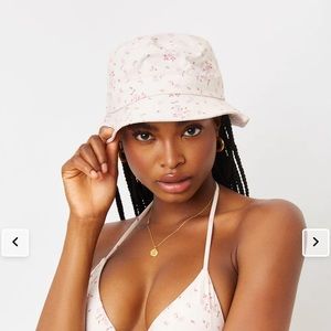Frankies Bikinis Jax Floral Bucket Hat sweet rose XS/S